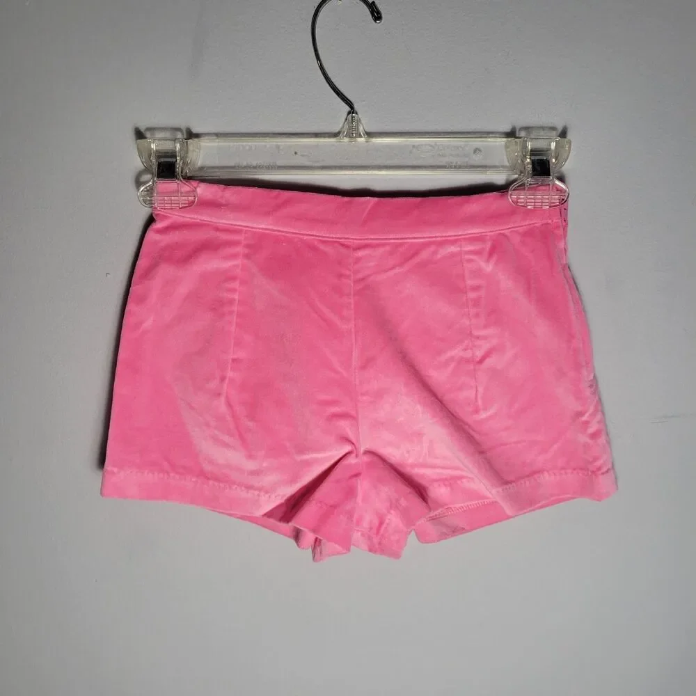 The Beaufort Bonnet Company NWT Hot Pink Velveteen Sally Mae Shorts Girls Size 5